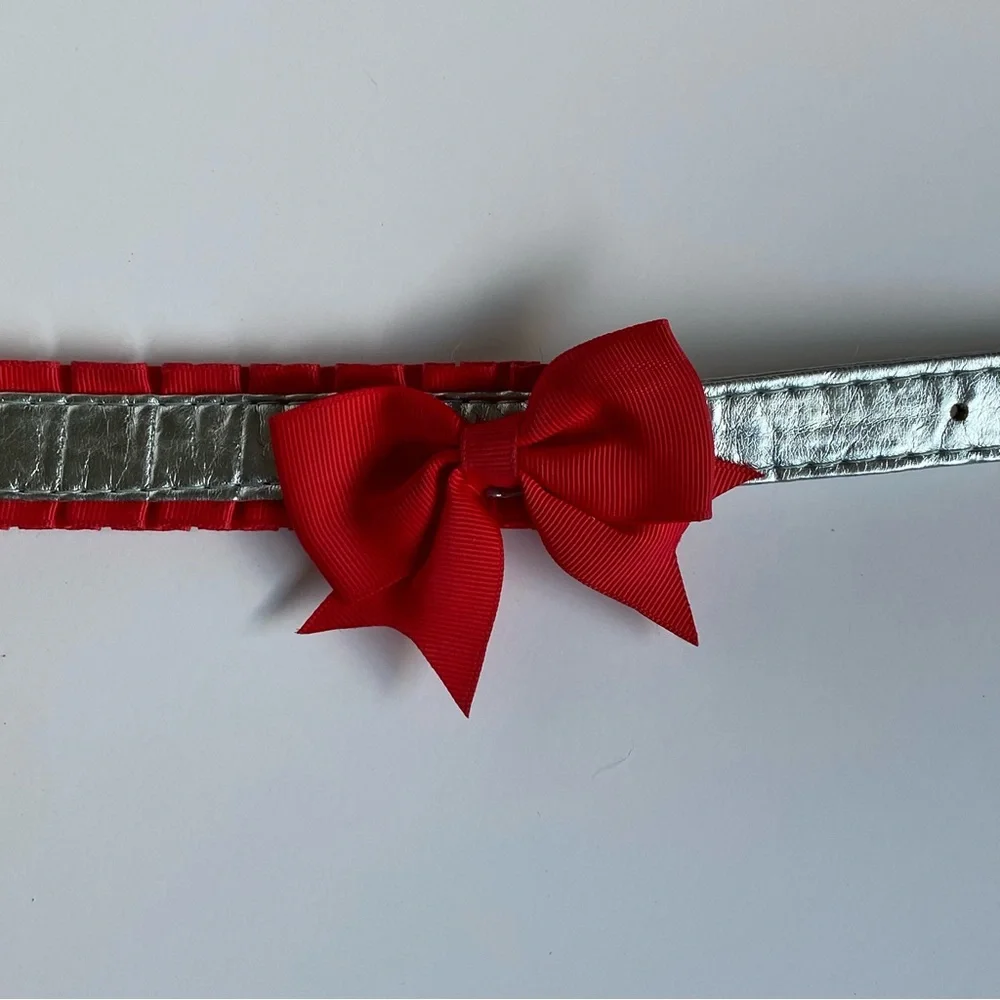 Martha Stewart Dog Collar with Bow For A 14-17” Neck Small Medium Red Silver
